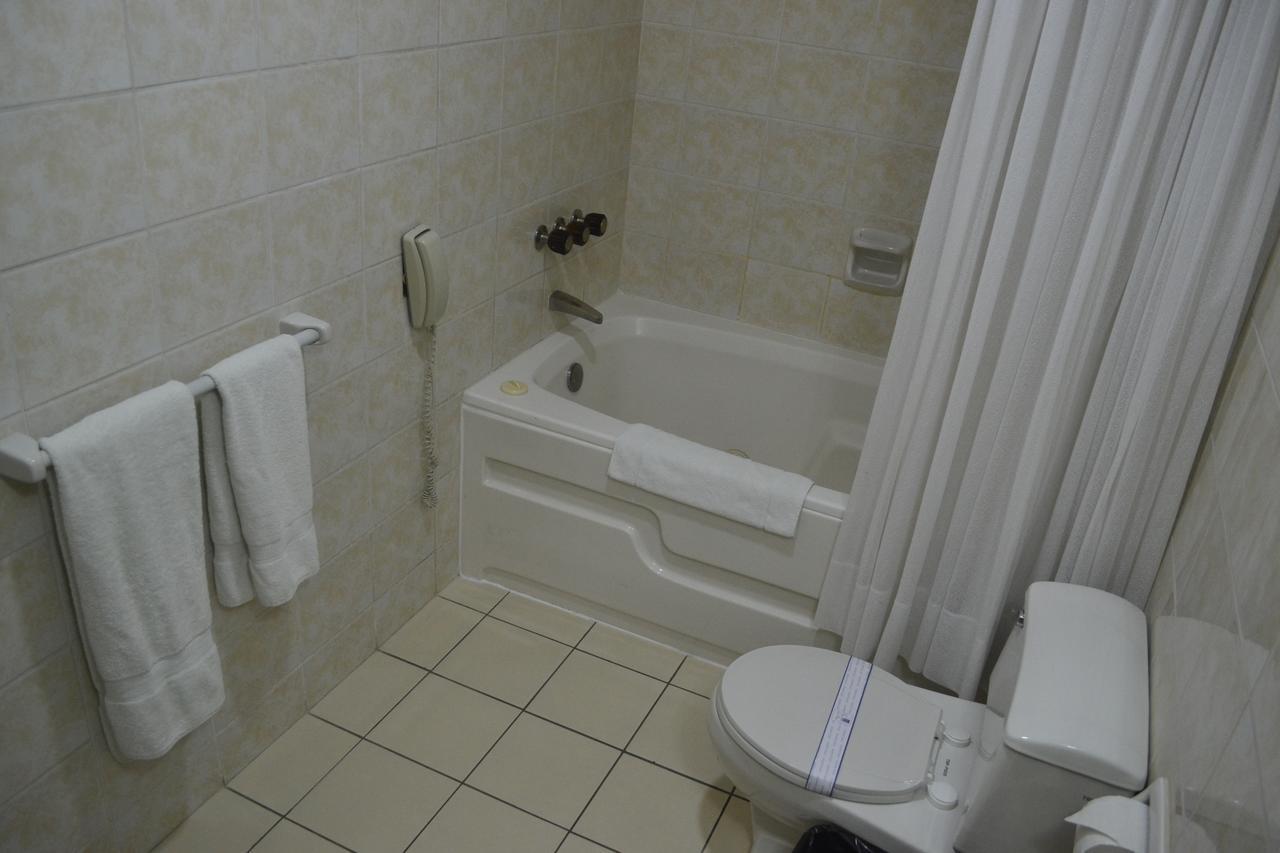 Suites Plaza Las Flores Lima Exteriör bild