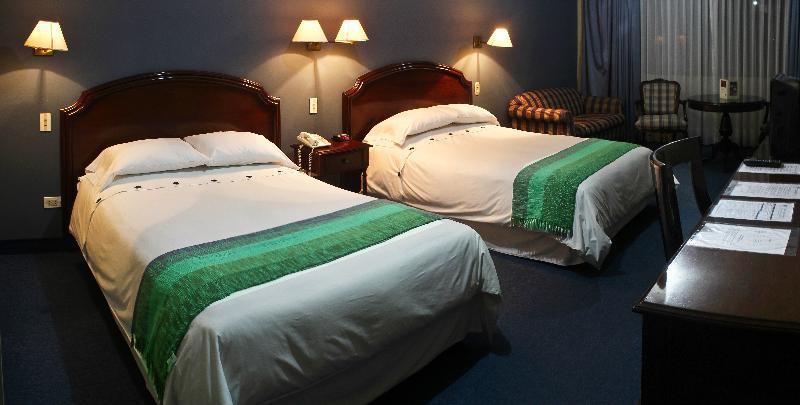 Suites Plaza Las Flores Lima Exteriör bild