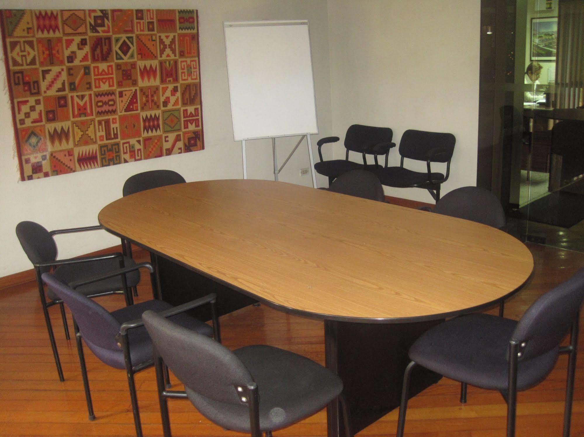 Suites Plaza Las Flores Lima Exteriör bild