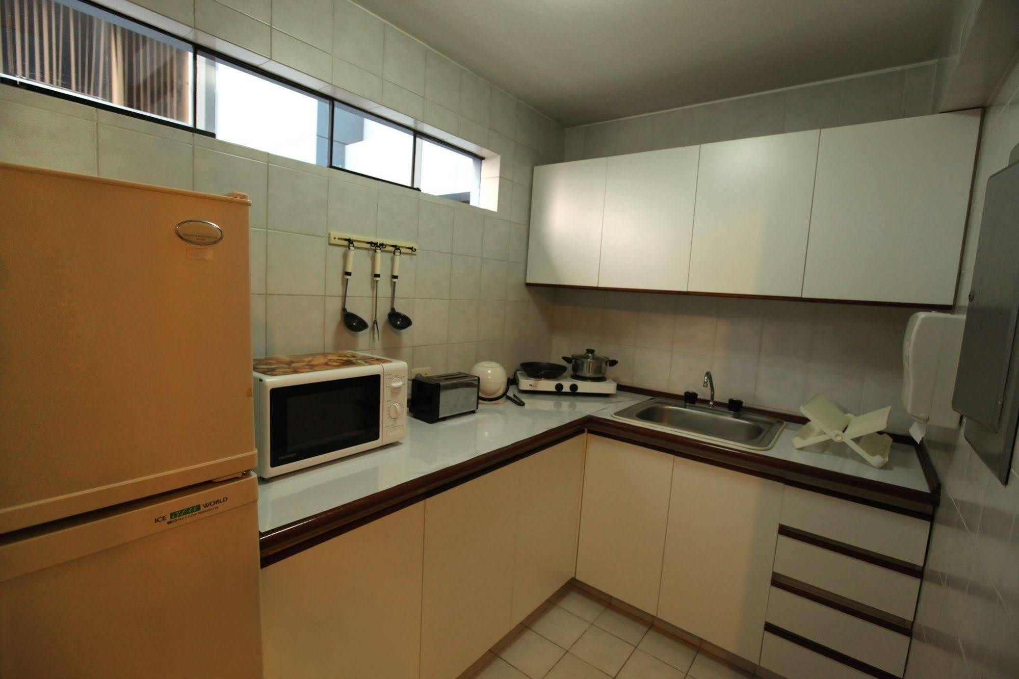Suites Plaza Las Flores Lima Exteriör bild